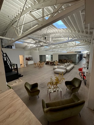 More details for 642 Almont Dr, Los Angeles, CA - Office for Lease