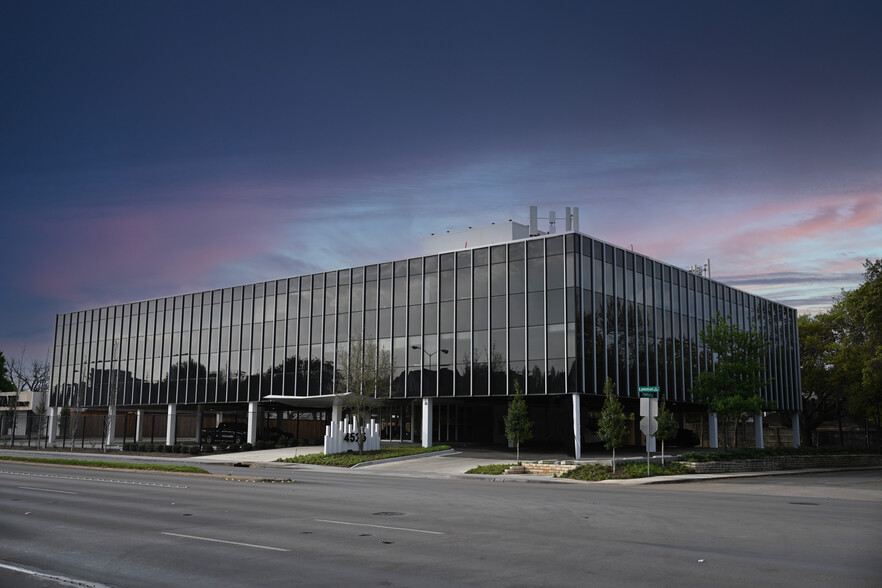 4525 Lemmon Ave, Dallas, TX for lease - Building Photo - Image 1 of 11