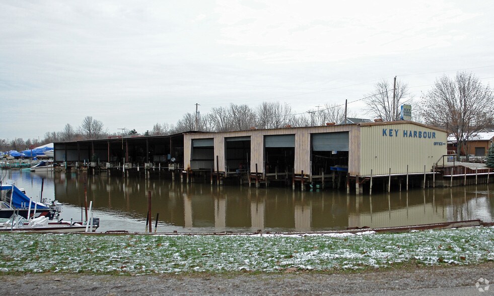 921 W River Rd, Vermilion, OH 44089 Key Harbour Marina