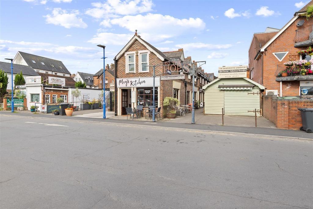 37D Chapel Street, Petersfield for sale Building Photo- Image 1 of 1