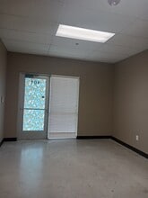 7515 Grissom Rd, San Antonio, TX for lease Interior Photo- Image 2 of 2