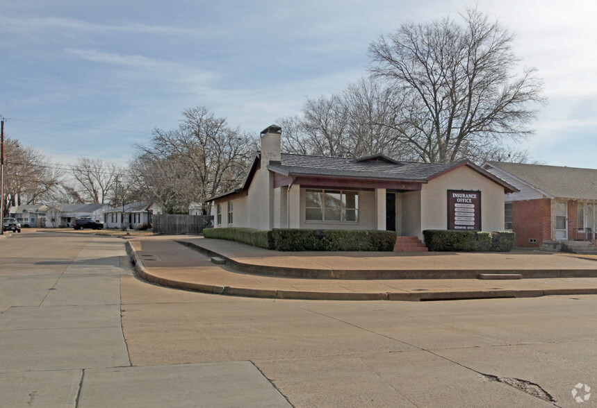 3701 S University, Fort Worth, TX for sale - Building Photo - Image 2 of 28