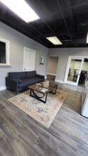 124 1st Ave S, Franklin, TN for lease Interior Photo- Image 2 of 8