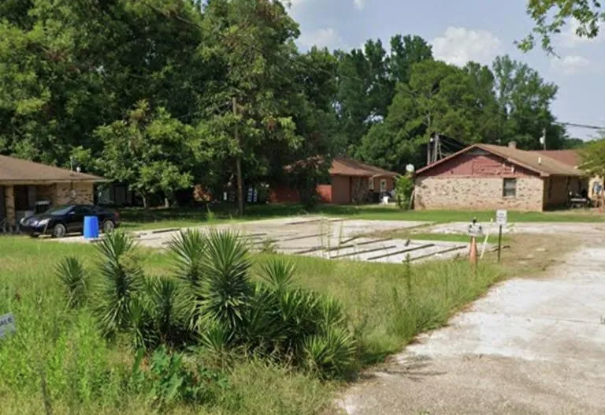 1130 Western Avenue, Monticello, MS for sale Primary Photo- Image 1 of 4