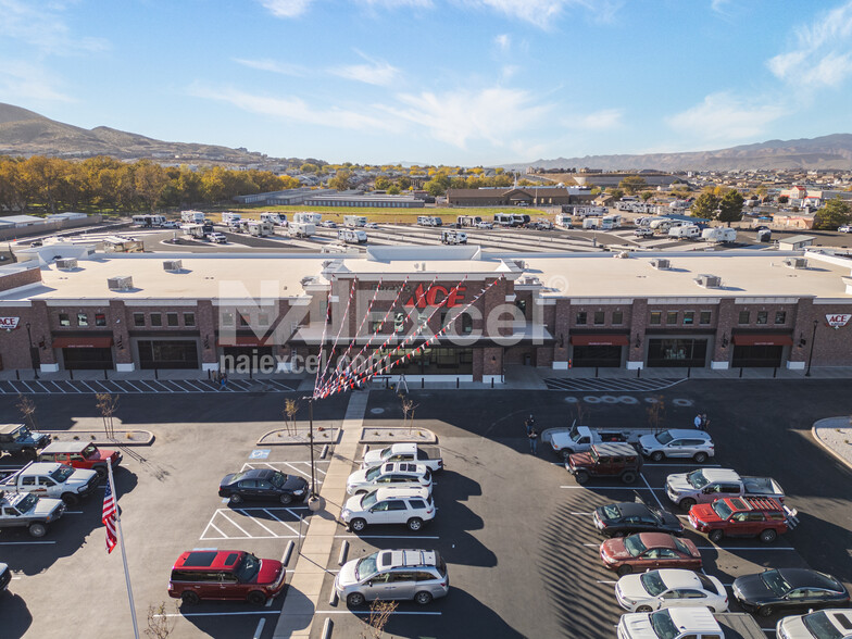 1447 W State St, Hurricane, UT for lease - Building Photo - Image 1 of 6