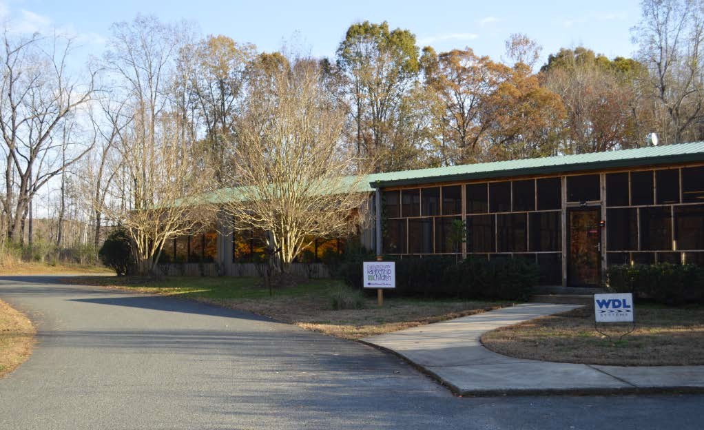 220 Chatham Business Dr, Pittsboro, NC for lease Primary Photo- Image 1 of 11