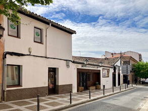 Retail in Navalcarnero, MAD for lease Interior Photo- Image 1 of 4