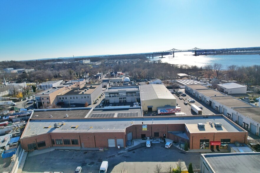 27 Brienna Ct, Staten Island, NY for sale - Building Photo - Image 1 of 1