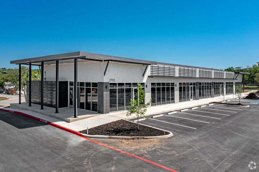 2703 N Loop W 1604, San Antonio, TX for lease - Building Photo - Image 1 of 23