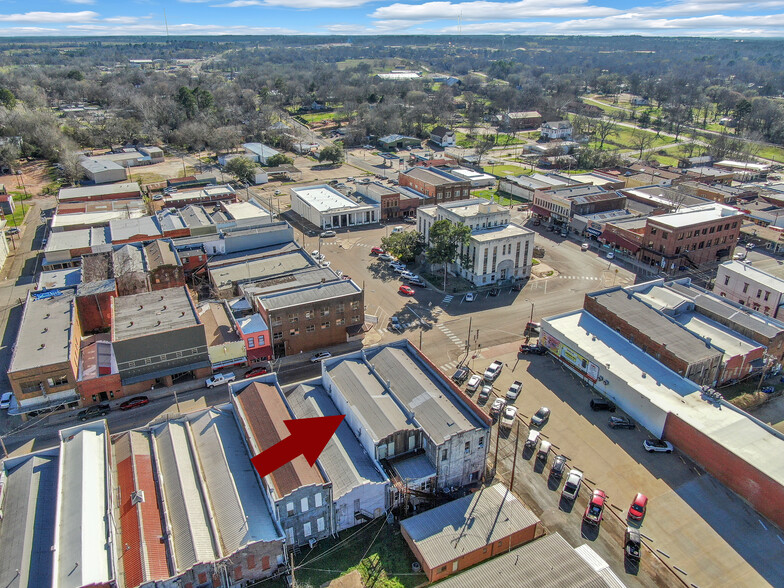 502 E Houston Ave, Crockett, TX for sale - Building Photo - Image 1 of 1