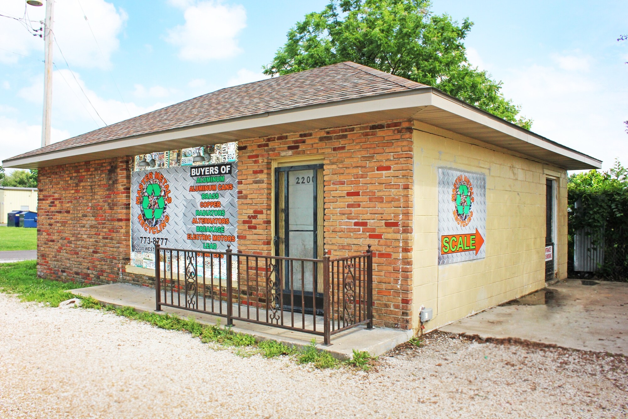 2200 W Division St, Springfield, MO for sale Primary Photo- Image 1 of 1