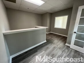 7000 SE Federal Hwy, Stuart, FL for lease Interior Photo- Image 1 of 7