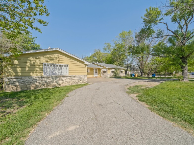 2324-2326 Hartford Rd, Austin, TX for sale - Building Photo - Image 3 of 50