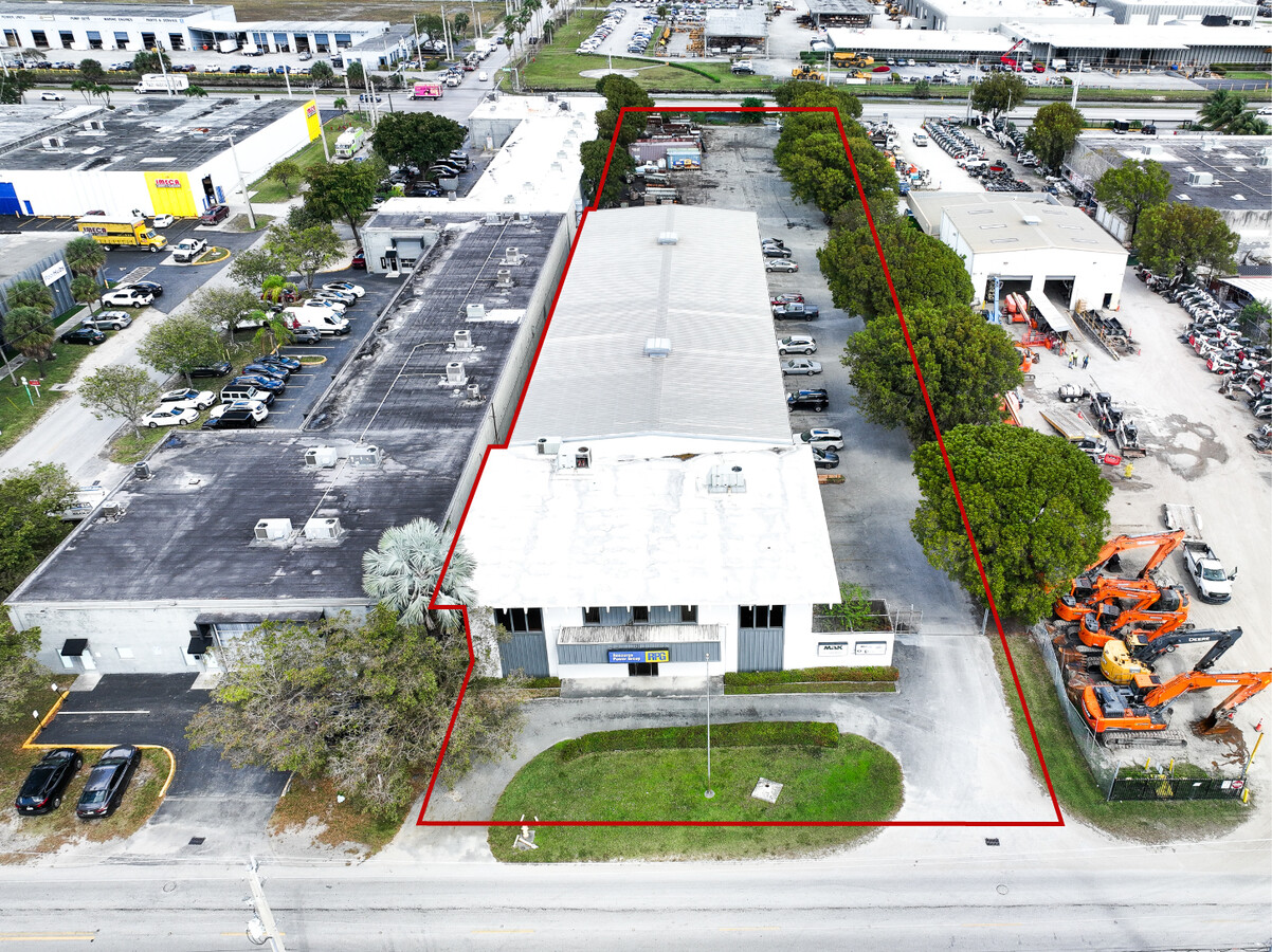 8375 NW 56th St, Miami, FL 33166 | LoopNet