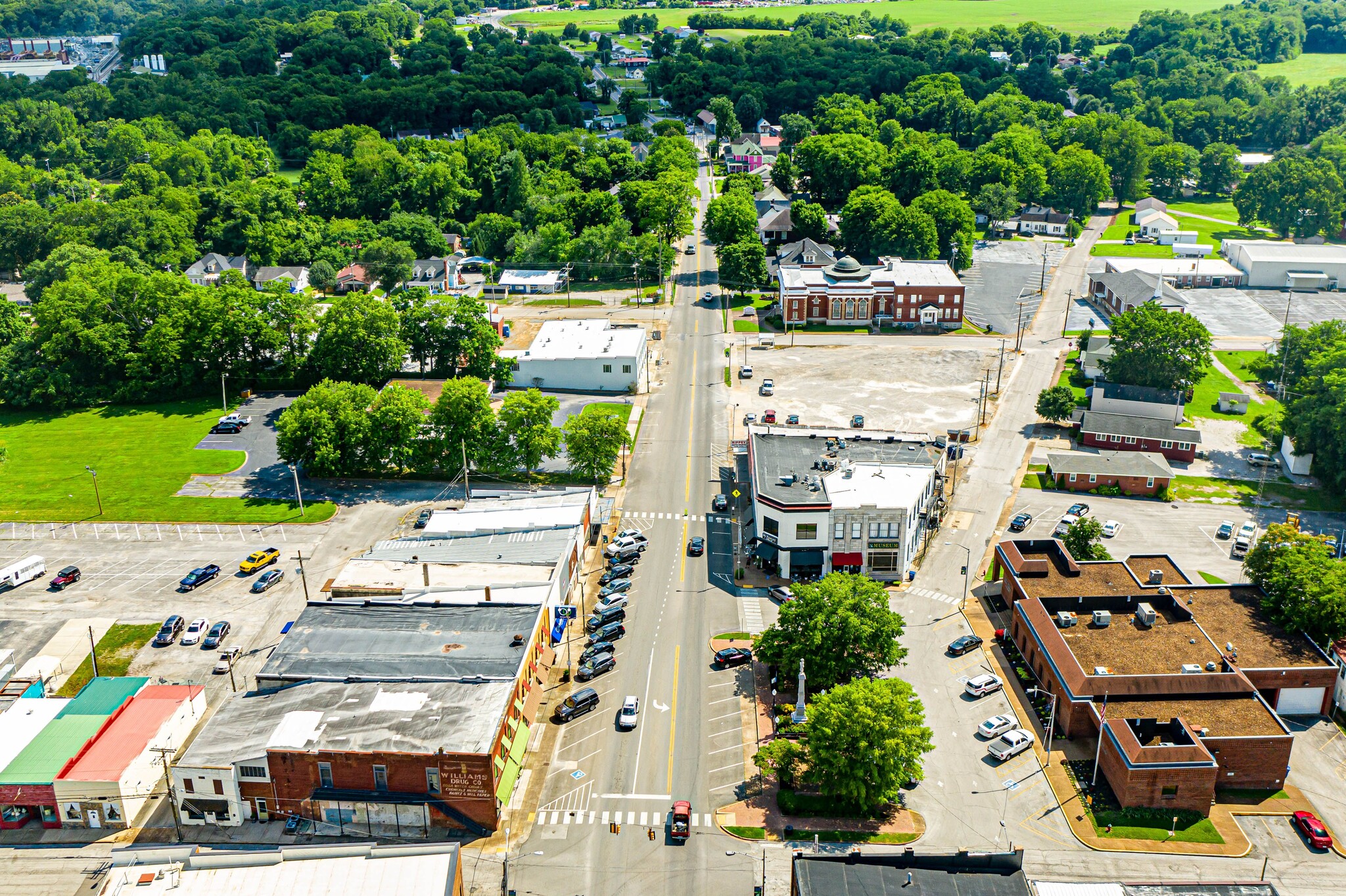 101 S Main St, Mount Pleasant, TN 38474 - Retail for Lease | LoopNet.com