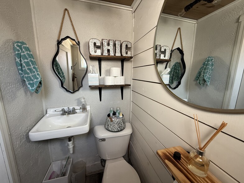 320 N Main St, Scandinavia, WI for sale - Building Photo - Image 2 of 31