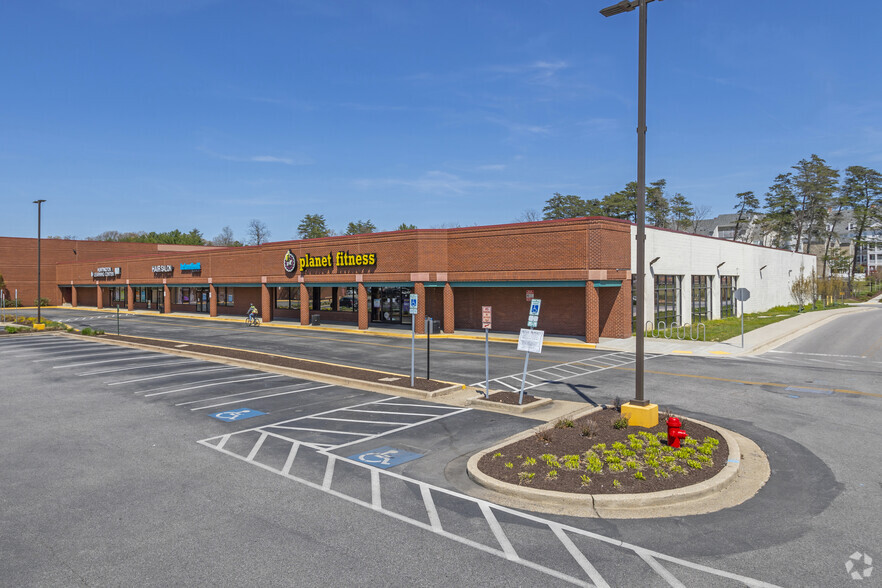 8125-8159 Ritchie Hwy, Pasadena, MD for lease - Building Photo - Image 3 of 7