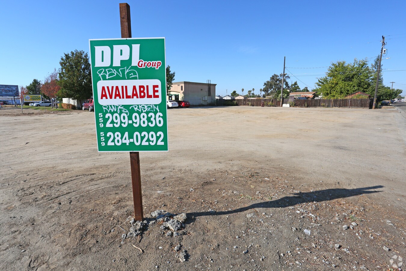 1407 Academy Ave, Sanger, CA 93657