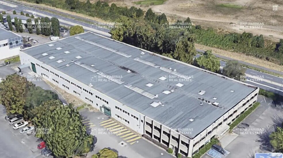 Flex in Buc for sale - Building Photo - Image 1 of 25