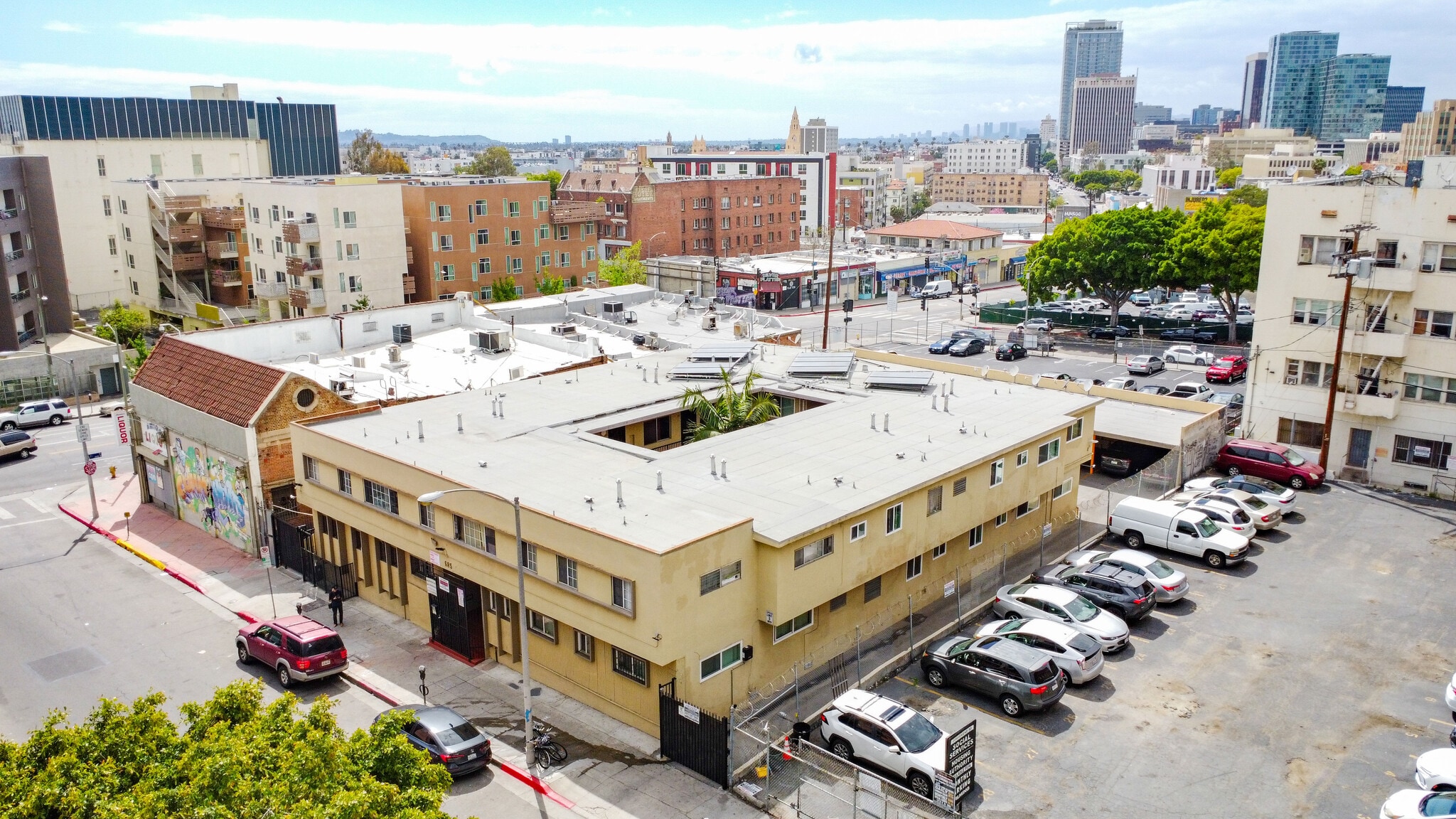 685 S Coronado St, Los Angeles, CA for sale Building Photo- Image 1 of 25