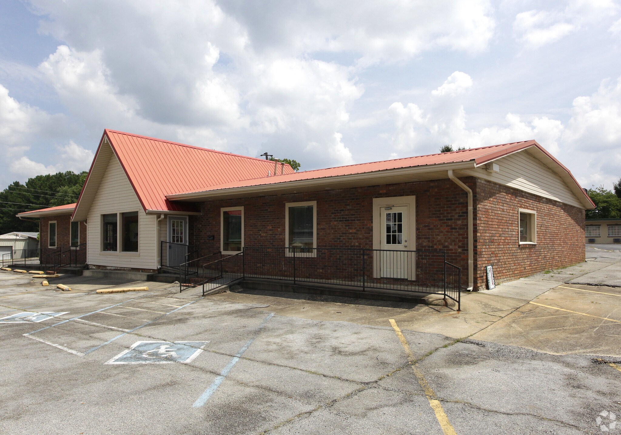 1006 N Main St, Cedartown, GA for sale Primary Photo- Image 1 of 1