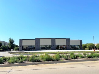 More details for 409 Town Center Blvd, Champaign, IL - Retail for Sale