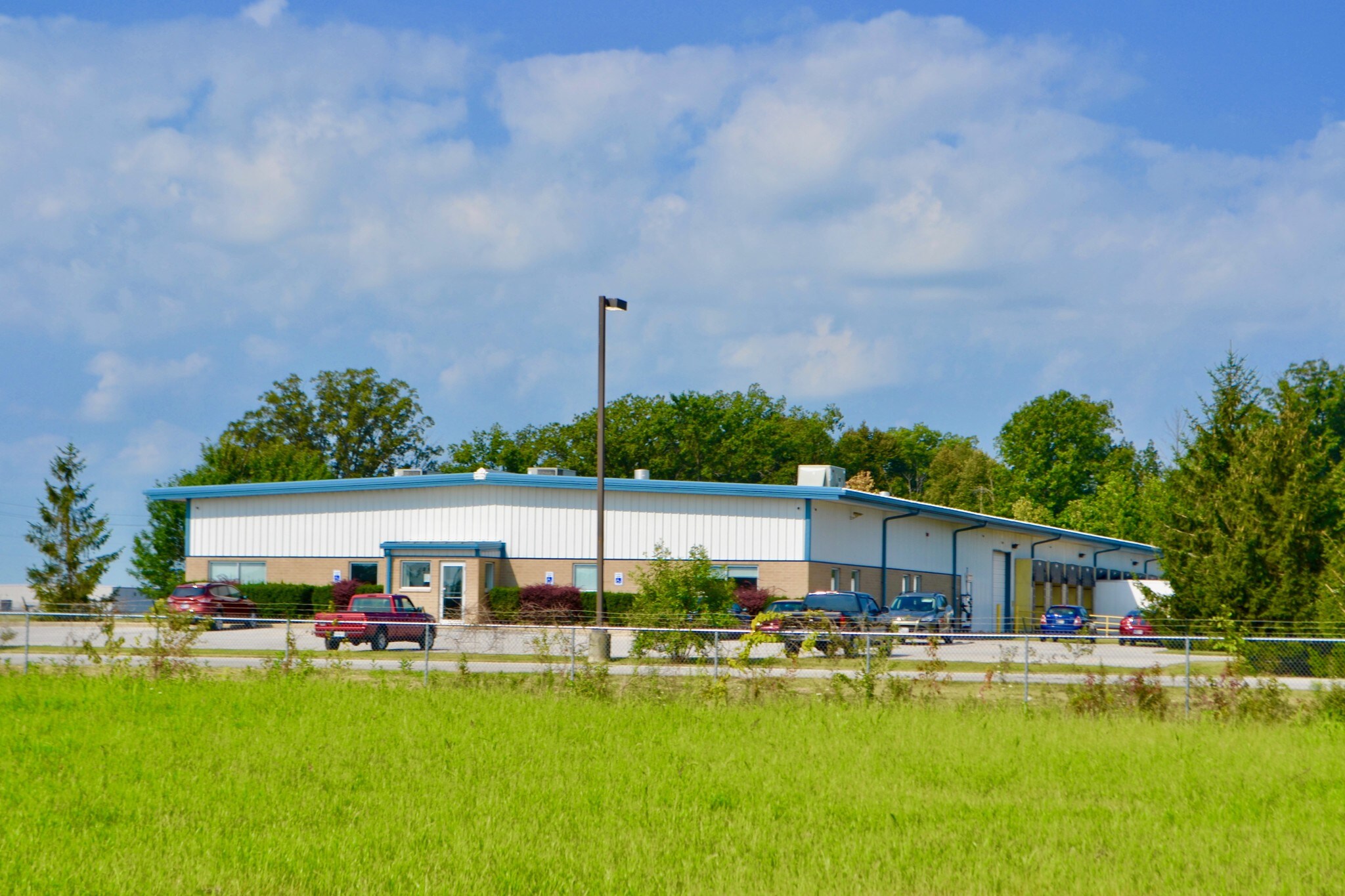 9402 Yeager Dr, Fort Wayne, IN for sale Other- Image 1 of 1