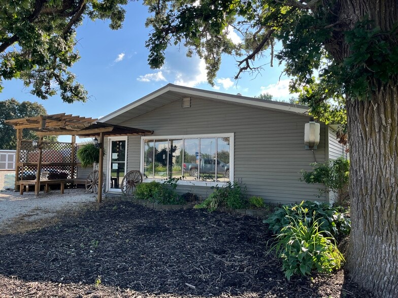 720 N Broadway St, Spring Valley, MN for sale - Building Photo - Image 3 of 15