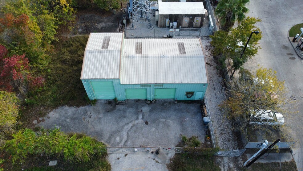 1100 Lyndon St, Houston, TX for sale - Primary Photo - Image 1 of 1