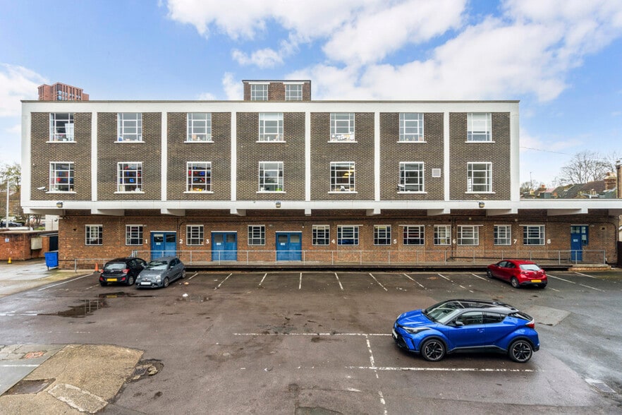 Church Rd, Croydon for lease - Primary Photo - Image 1 of 1