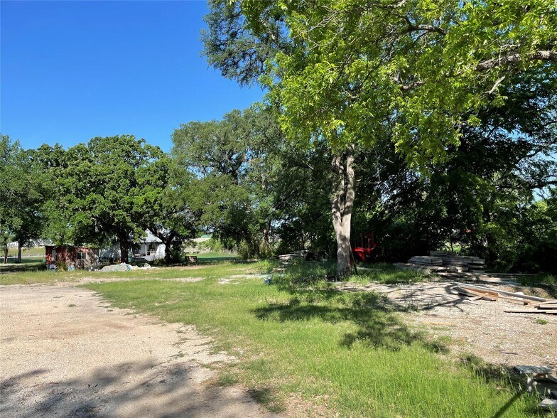 9600 Jacksboro Hwy, Fort Worth, TX for lease - Building Photo - Image 2 of 9