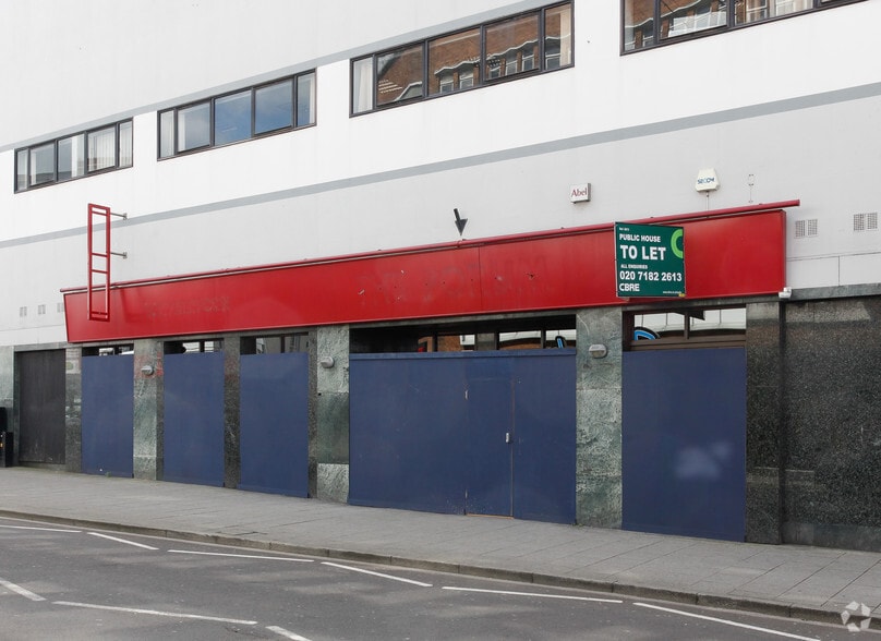 13-14 Silver St, Lincoln for lease - Building Photo - Image 3 of 5