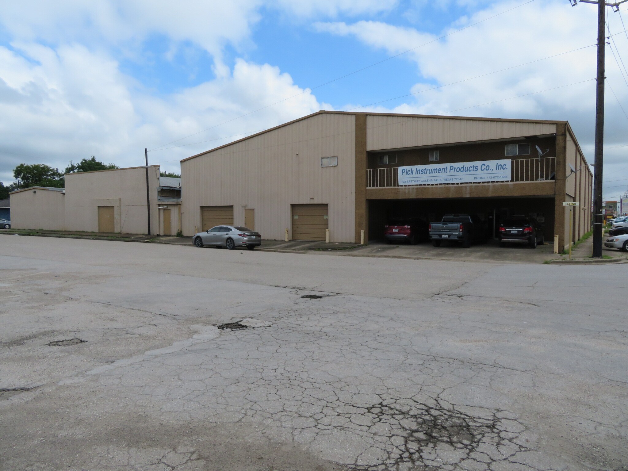 102 Eastway St, Galena Park, TX for sale Primary Photo- Image 1 of 1