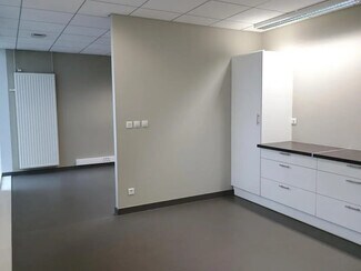 More details for 110 4 Rue Germaine Tillion, Saint-Genis-Pouilly - Office for Lease
