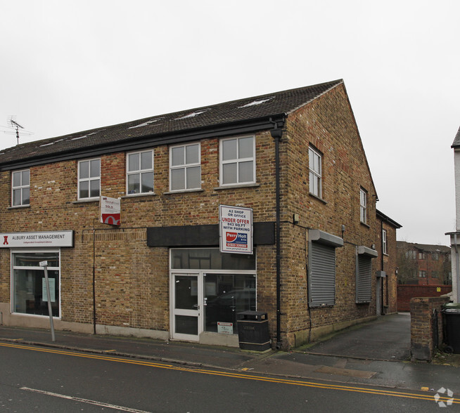 9 Langley Rd, Watford for sale - Primary Photo - Image 1 of 1