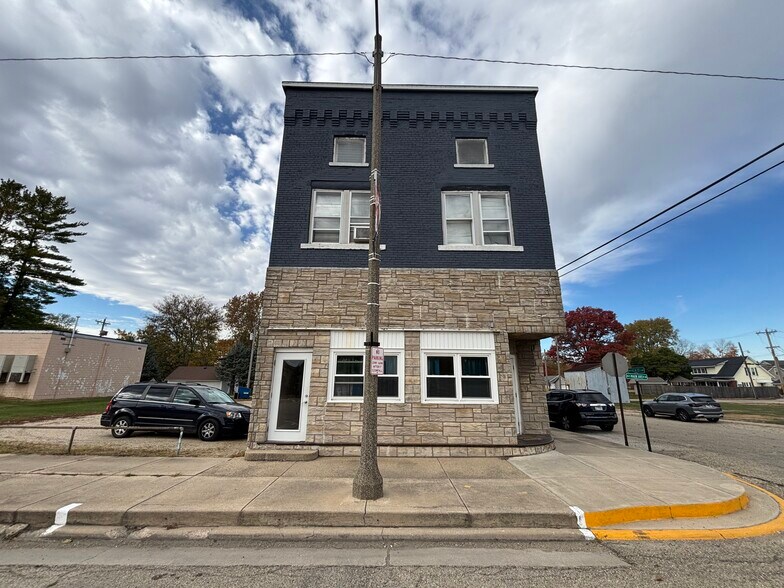 102 Main st, Ladd, IL for sale - Primary Photo - Image 1 of 1