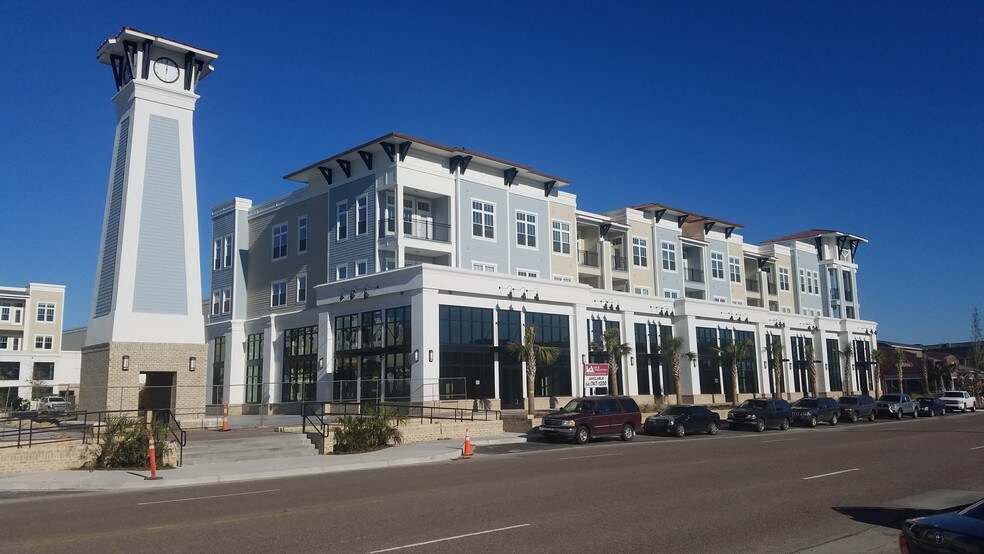 50 Central Island St, Daniel Island, SC 29492