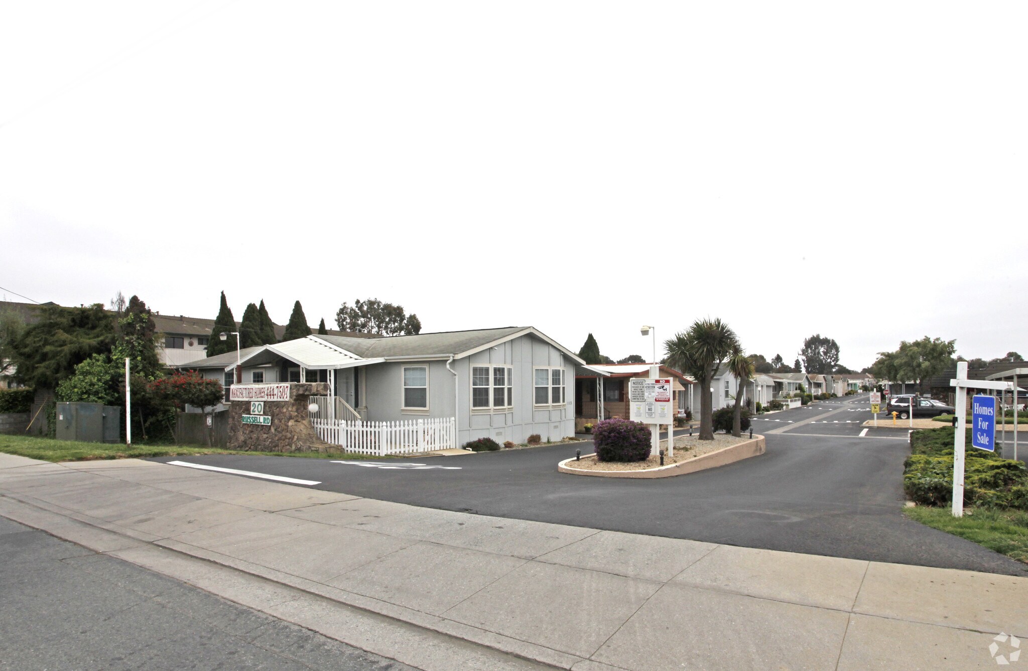 20 Russell Rd, Salinas, CA 93906 CA HAWAIIAN MOBILE ESTATES