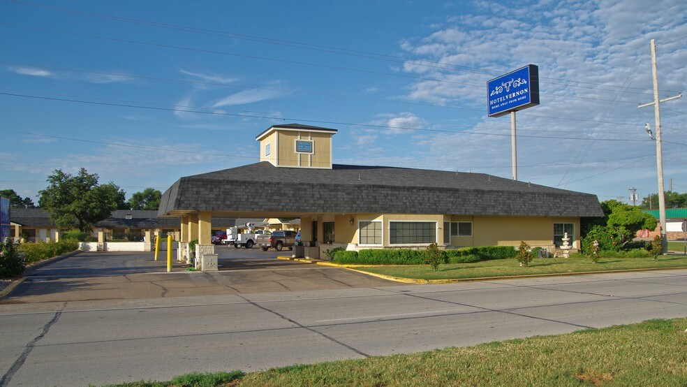 1615 US Highway 287 E, Vernon, TX 76384