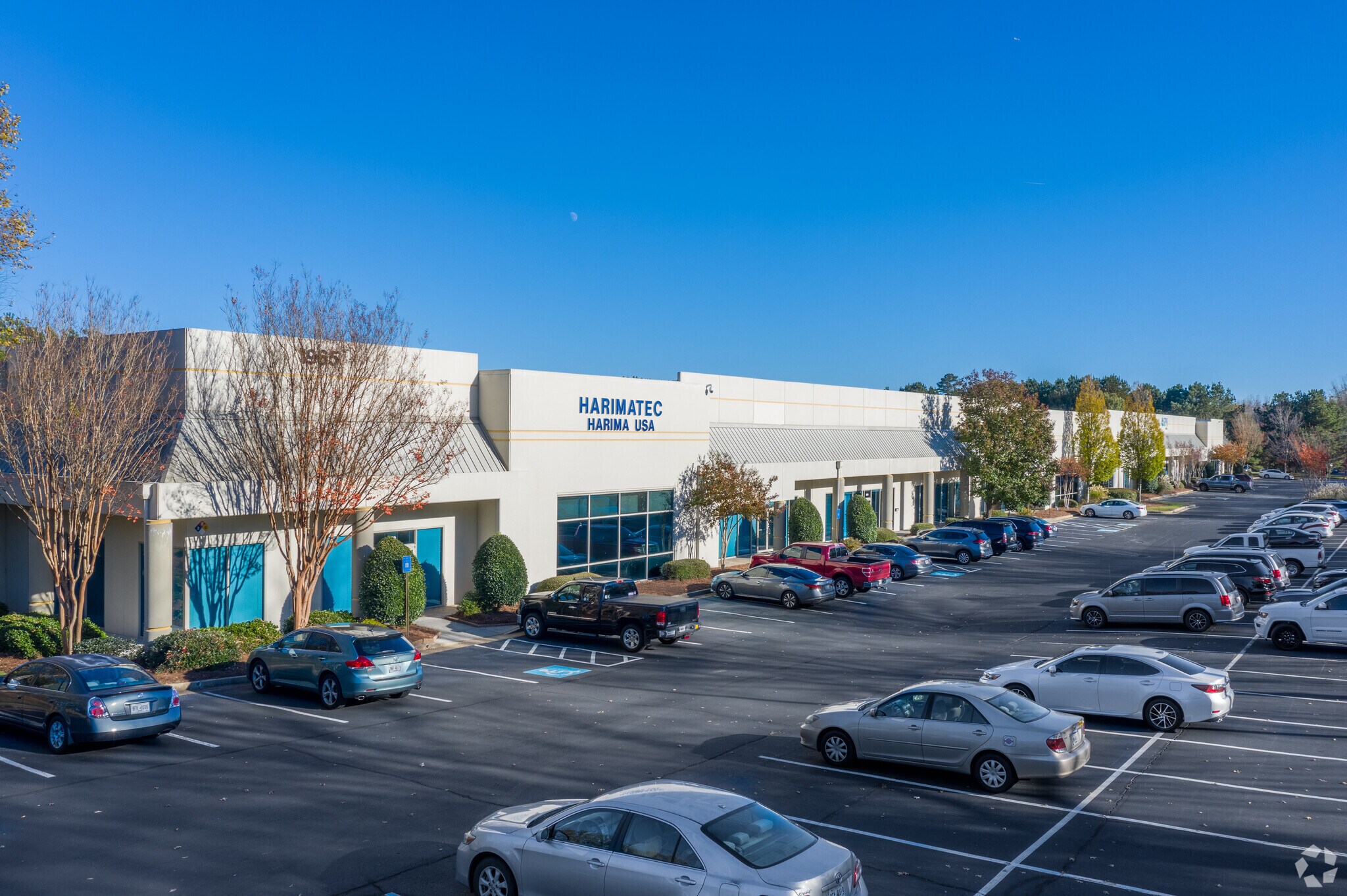 1965 Evergreen Blvd, Duluth, GA for lease Building Photo- Image 1 of 5