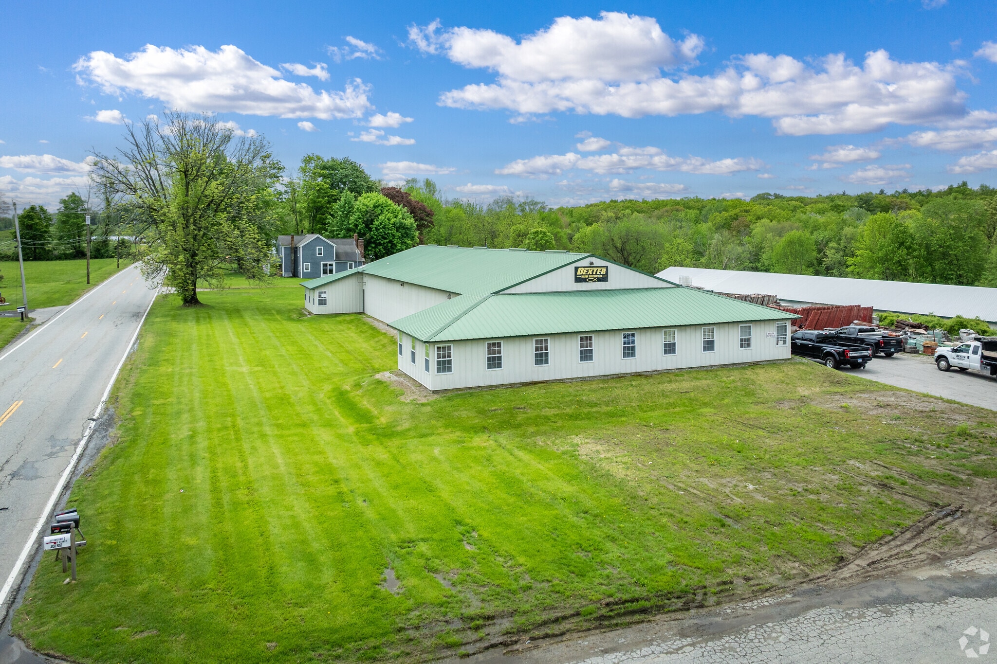 348 Orchard Hill Rd, Pomfret Center, CT for lease Primary Photo- Image 1 of 6