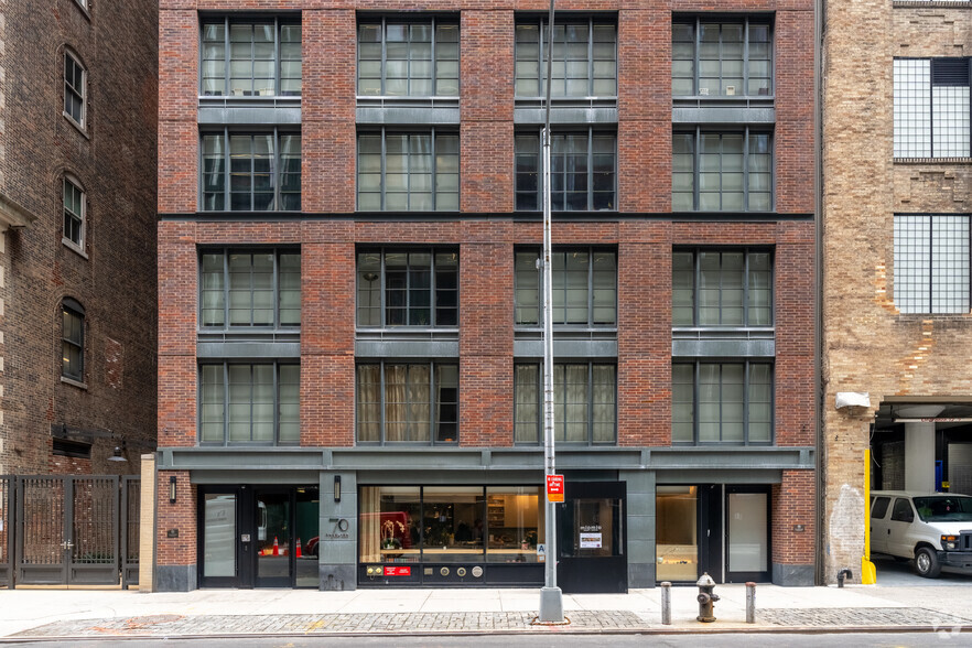 Portfolio of 0 properties for sale on LoopNet.com - Building Photo - Image 1 of 1