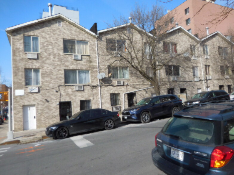 235 E 173rd St, Bronx, NY for sale - Primary Photo - Image 1 of 20