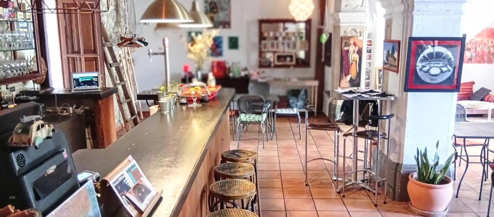 Retail in Selva for lease Building Photo- Image 1 of 47