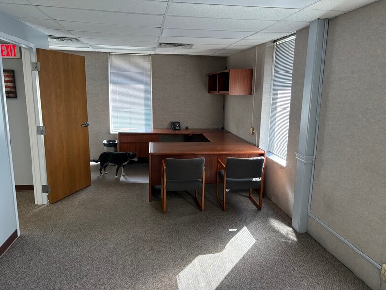 4155 Martindale Rd NE, Canton, OH for lease - Building Photo - Image 3 of 6