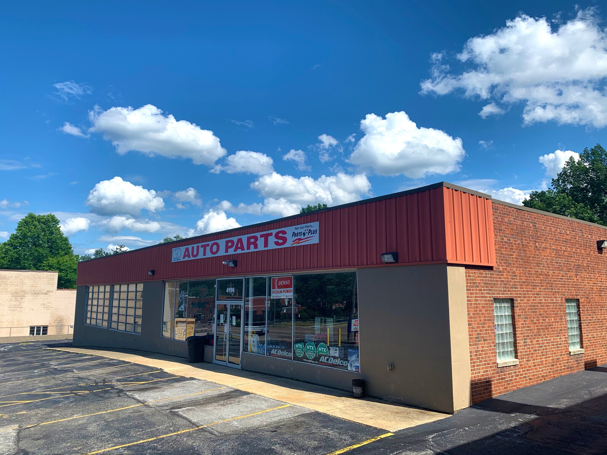 4196-4200 Mayfield Rd, South Euclid, OH for sale Building Photo- Image 1 of 1