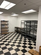1900 Spring Rd, Oak Brook, IL for lease Interior Photo- Image 2 of 8