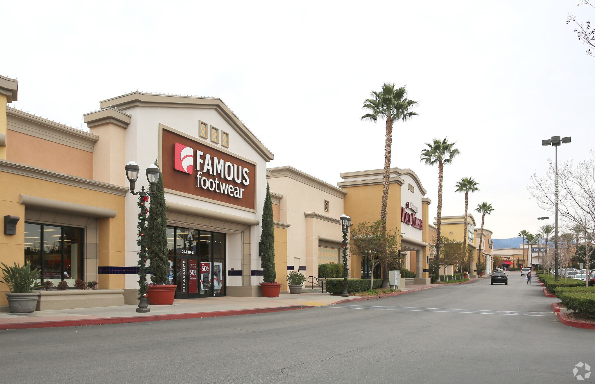 2732027550 Lugonia, Redlands, CA 92374 Citrus Plaza