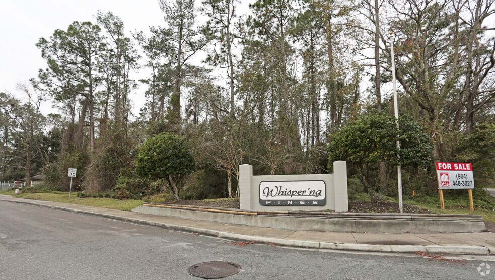 5484 Collins Rd, Jacksonville, FL 32244