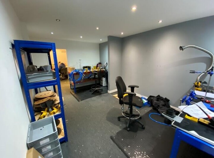 Denmore Rd, Bridge Of Don for lease Interior Photo- Image 1 of 4